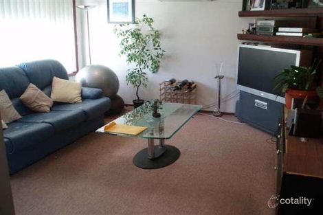 Property photo of 32 Brenda Crescent Tumbi Umbi NSW 2261