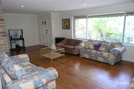Property photo of 20 Bertana Crescent Warriewood NSW 2102