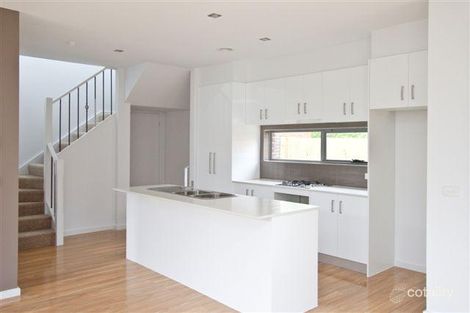 Property photo of 2/115 Waiora Road Heidelberg Heights VIC 3081