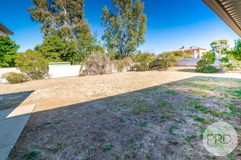 Property photo of 2 Post Place Lake Albert NSW 2650