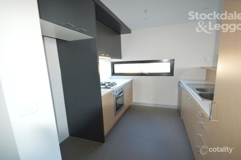 Property photo of 301/175 Kangaroo Road Hughesdale VIC 3166