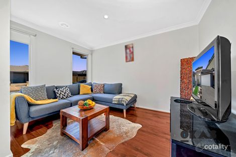 Property photo of 40 Muse Boulevard Truganina VIC 3029