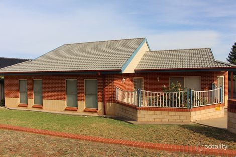 1/5 Cedar St, Leeton, NSW 2705