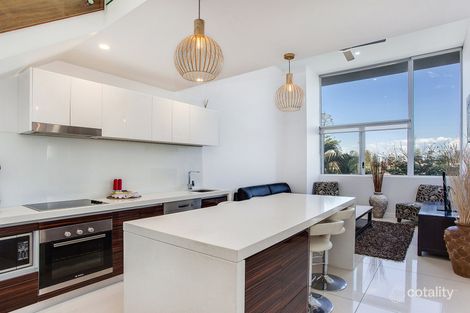 Property photo of 301/46-48 Peerless Avenue Mermaid Beach QLD 4218