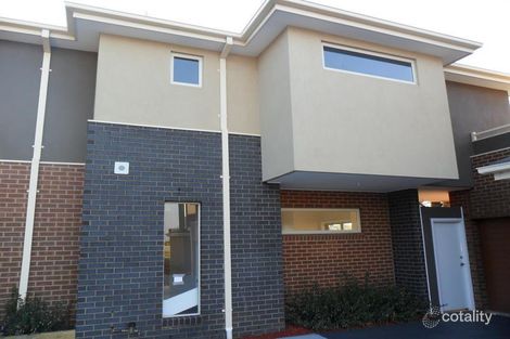 Property photo of 4/1-3 Chelsworth Place Caroline Springs VIC 3023