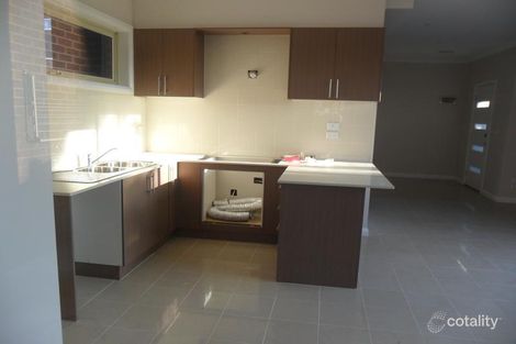 Property photo of 4/1-3 Chelsworth Place Caroline Springs VIC 3023