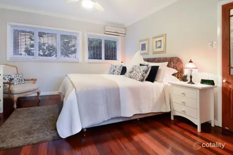 Property photo of 529 Cavendish Road Coorparoo QLD 4151