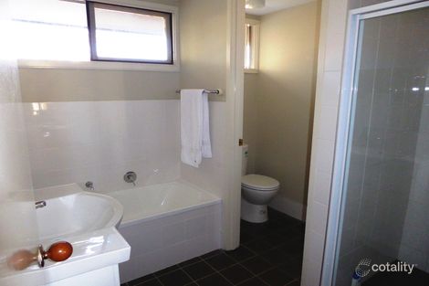 Property photo of 16 Epenarra Close Hawker ACT 2614