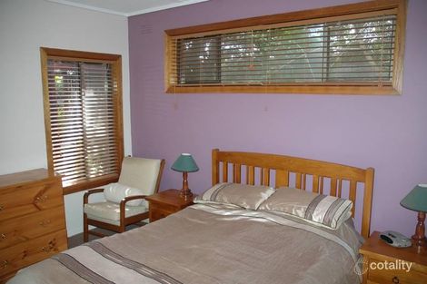 Property photo of 11 Lorikeet Close Ocean Grove VIC 3226