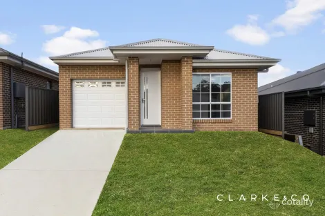 8 Stratford Ave, Thornton, NSW 2322
