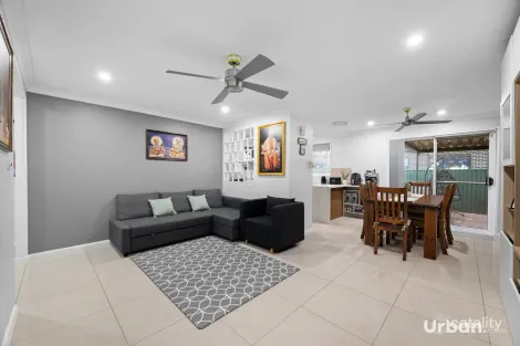 Property photo of 1/6 Michael Place Ingleburn NSW 2565