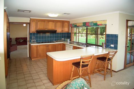 Property photo of 19 Ganaway Crescent Kialla VIC 3631