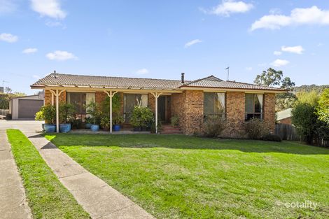 Property photo of 4 Sterry Place Wanniassa ACT 2903