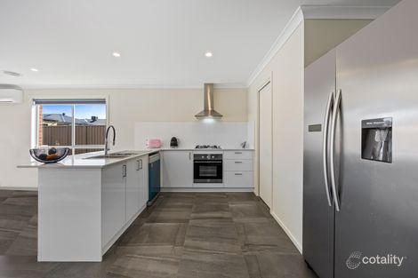 Property photo of 23 Edwina Road Winter Valley VIC 3358