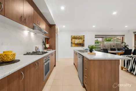 Property photo of 6 Zinnober Gardens Epping VIC 3076