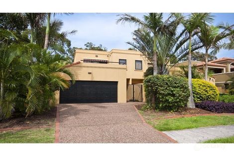 2 Vespa Cres, Surfers Paradise, QLD 4217