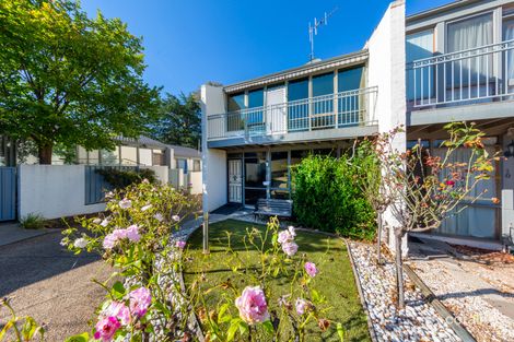 9/11 Campbell St, Queanbeyan, NSW 2620