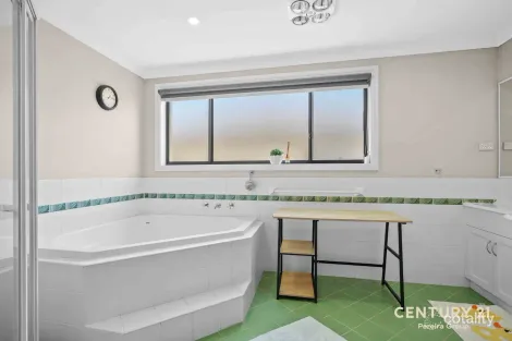 Property photo of 31 Dianella Place Mount Annan NSW 2567