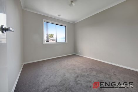 Property photo of 8 Barleygrass Crescent Brookfield VIC 3338