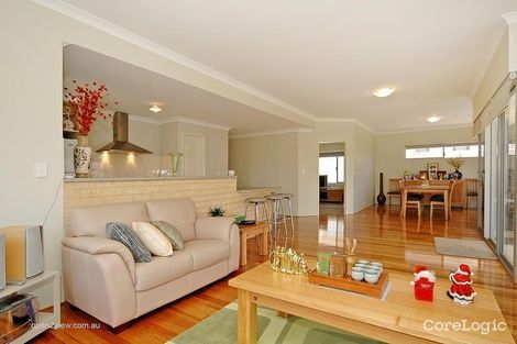 Property photo of 19 Masthead Close Jindalee WA 6036