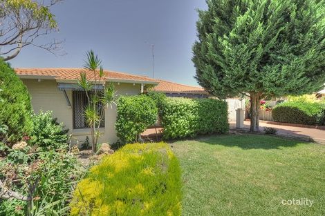 Property photo of 10 Glencoe Parade Halls Head WA 6210