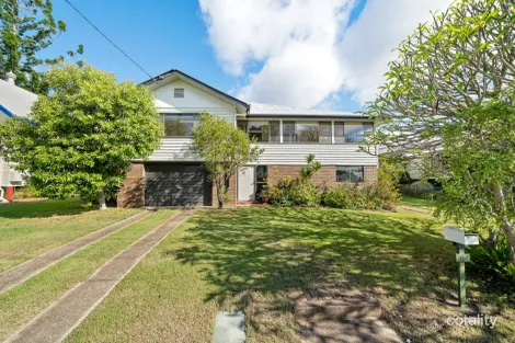 25 Abbotsford St, Toogoolawah, QLD 4313