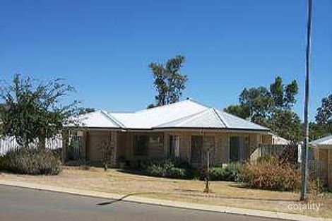 Property photo of 8 Roche Way Beeliar WA 6164