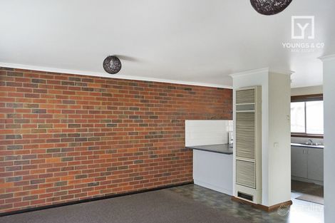 Property photo of 2/7 Howe Street Mooroopna VIC 3629