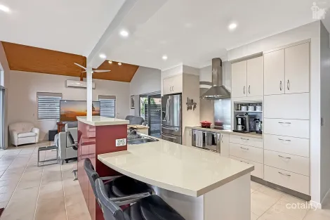 Property photo of 38 Mant Street Point Vernon QLD 4655