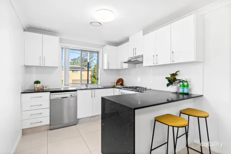 Property photo of 10 Phillip Street Seven Hills NSW 2147