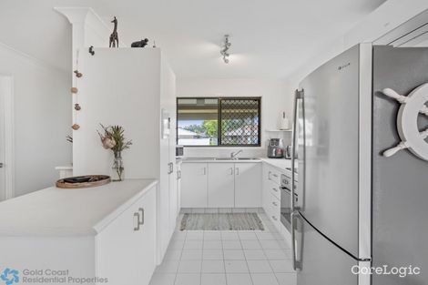 Property photo of 1/17 Coventry Court Labrador QLD 4215