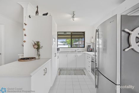 Property photo of 1/17 Coventry Court Labrador QLD 4215