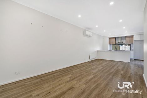 10 Carrington Dr, Mickleham, VIC 3064