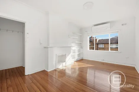 Property photo of 8/44 Eildon Road St Kilda VIC 3182