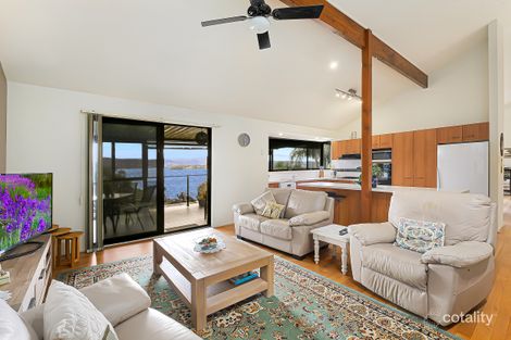 Property photo of 30 Marilyn Parade Green Point NSW 2251