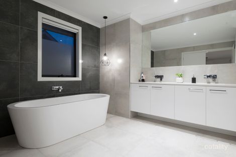 Property photo of 2A Deakin Street Essendon VIC 3040