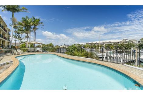 Property photo of 2/14-18 Jennifer Avenue Runaway Bay QLD 4216