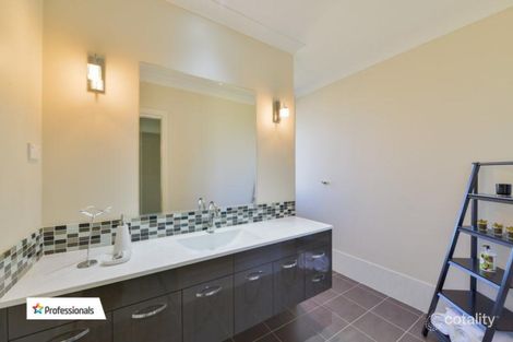 Property photo of 5 Sequoia Drive Moore Creek NSW 2340