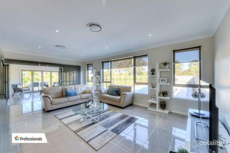 Property photo of 5 Sequoia Drive Moore Creek NSW 2340