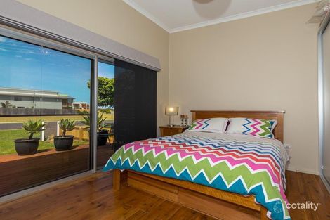 Property photo of 41 Red Hill Parade Tomakin NSW 2537