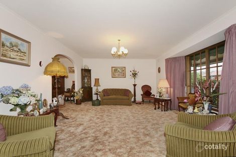 Property photo of 7 Atheldene Drive Glen Waverley VIC 3150