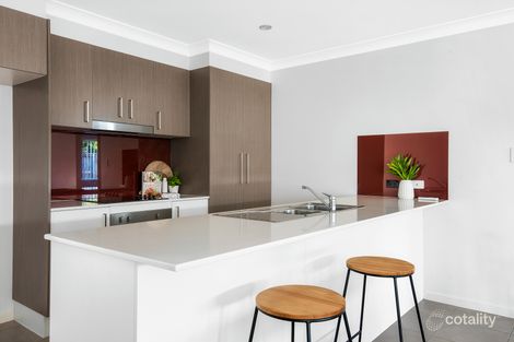 Property photo of 14 Lauren Circuit Brighton QLD 4017