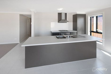 Property photo of 23 Robinson Drive Weir Views VIC 3338