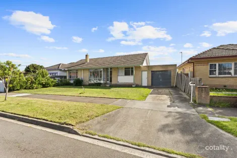 Property photo of 14 Clift Court Traralgon VIC 3844