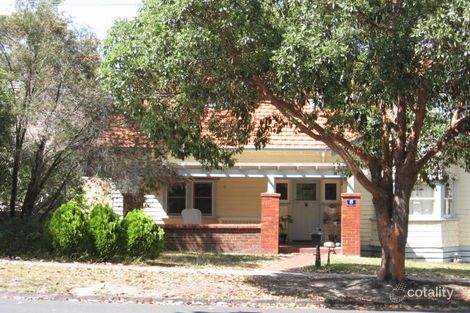 8 Vaughan Ave, Canterbury, VIC 3126