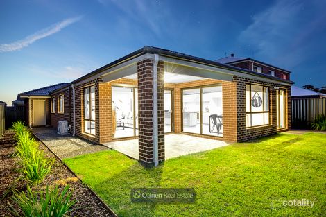 Property photo of 12 Pettigrew Street Cranbourne East VIC 3977