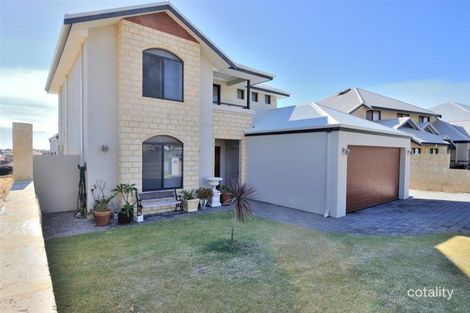 Property photo of 17 Endeavour Circle Wannanup WA 6210