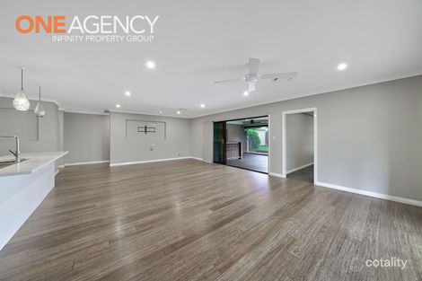 Property photo of 19 Collett Circuit Appin NSW 2560