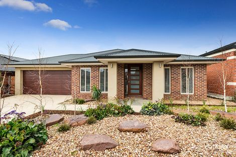 Property photo of 11 Tooradin Crescent Doreen VIC 3754
