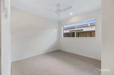 Property photo of 32 Lindeman Crescent Banya QLD 4551